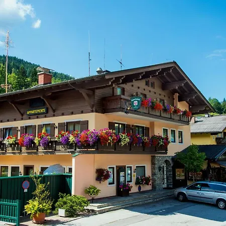 Hoffmann Apartment *
